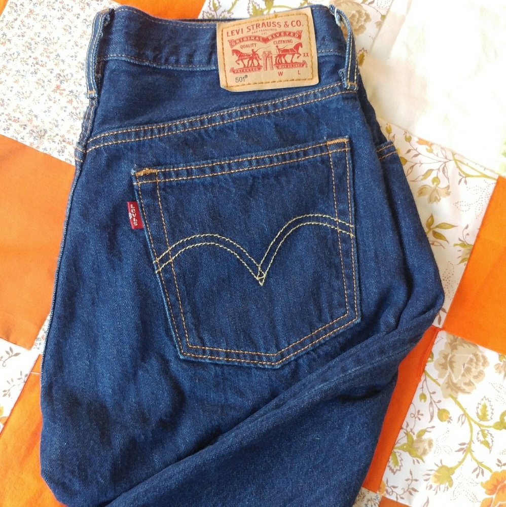 Levi 501 jeans